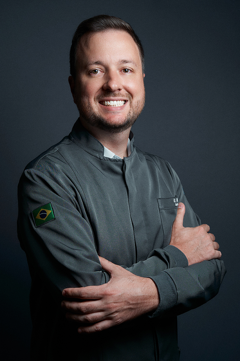 Dr. Patrick Alves