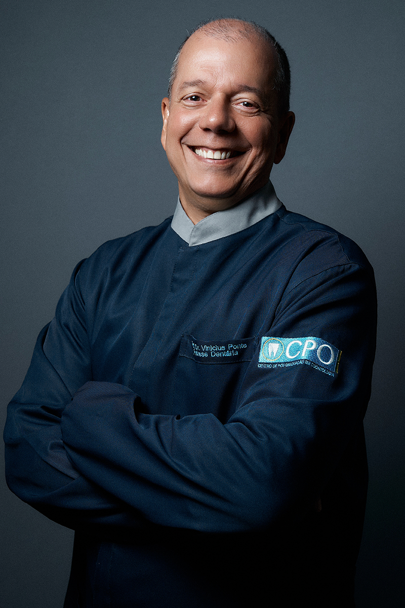 Dr. Vinicius Porto